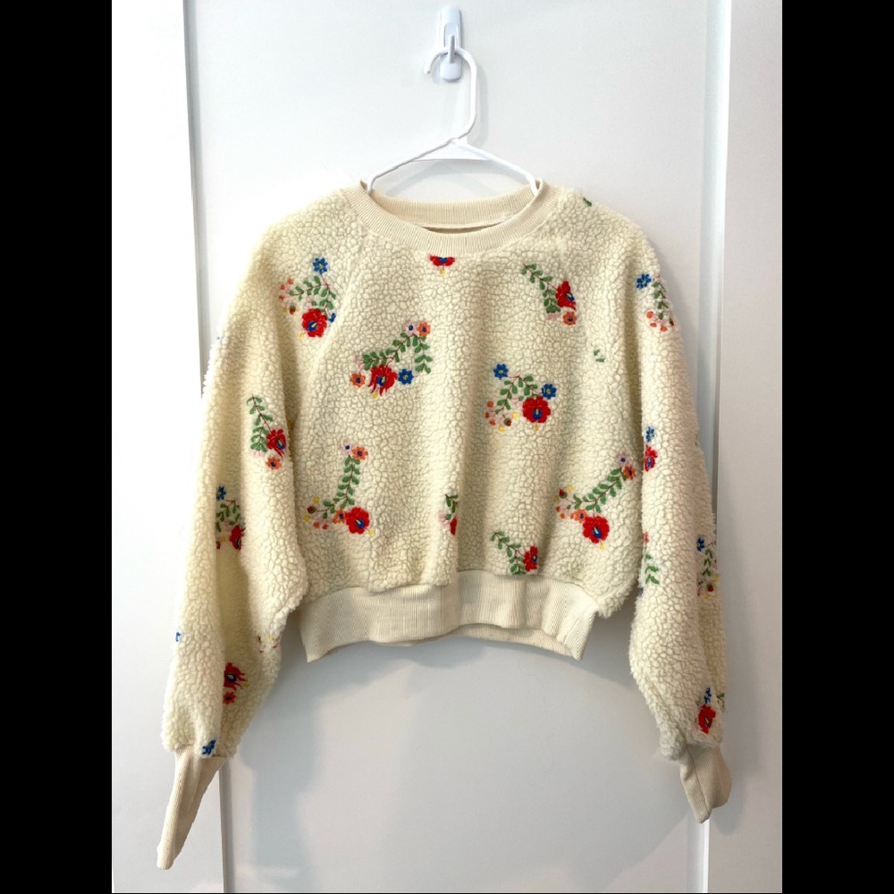 Embroidered Floral Oversized Crop Sweater